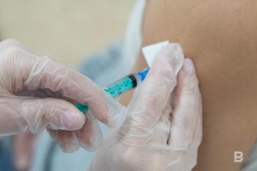 Главный инфекционист США рассказал, что снижает эффективность вакцин1