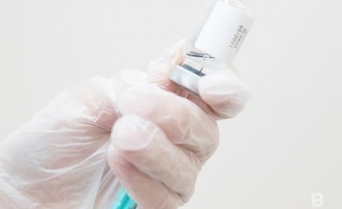 Johnson & Johnson займется производством вакцины от COVID-19 во Франции1