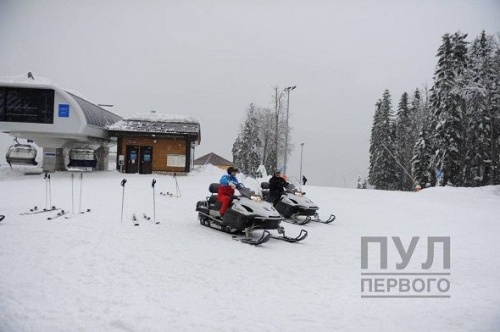 Лукашенко и Путин катаются на лыжах – кадры1