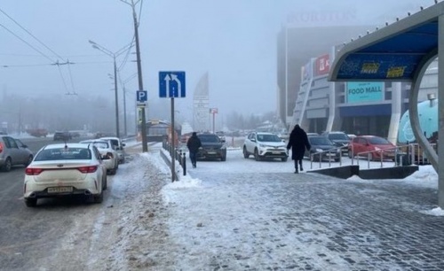 Ночью в очистке улиц Казани от снега задействуют 317 единиц спецтехники1