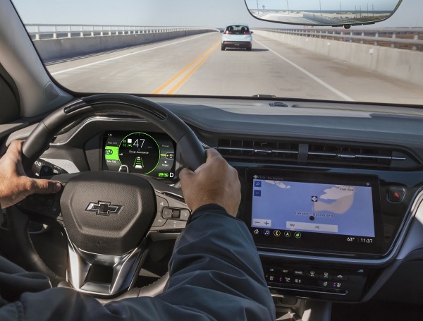 Показан первый массовый электрокар Chevrolet с системой полуавтопилота4