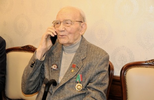 В воскресенье первому гендиректору КАМАЗа исполнилось 96 лет1