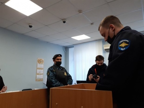 На аресте в Казани соратник Сыча Нейдеров открестился от воровского общака1