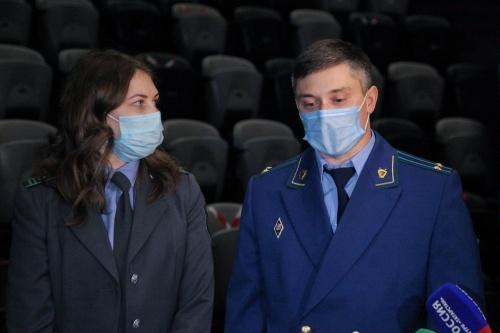 Прокуратура и СК проверяют Казанский цирк после драки слонов18