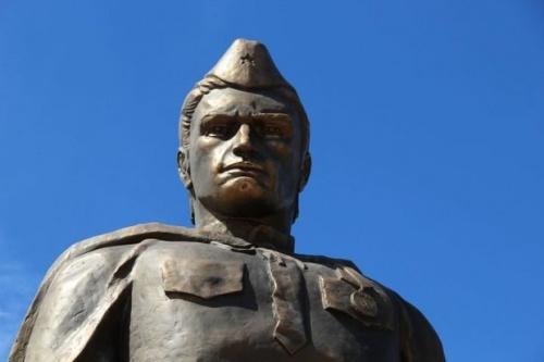 Возбуждено уголовное дело по факту возгорания памятника Воину-освободителю1