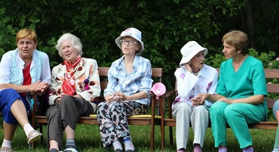 Пансионаты для пожилых людей и их особенности для постояльцев