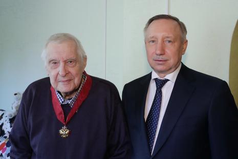 Олег Басилашвили жив или умер1