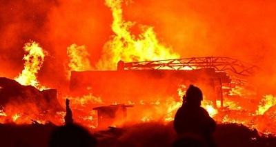 В Екатеринбурге пожар есть жертвы или нет? последние новости