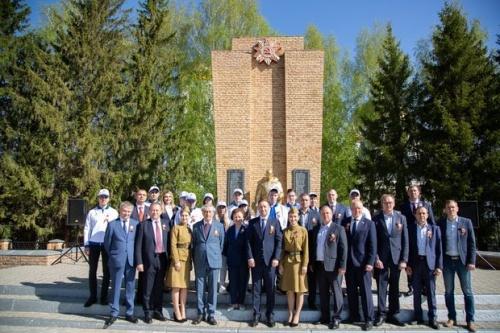 Нефтехимики НКНХ поздравили ветеранов с 76-й годовщиной Победы в ВОВ2
