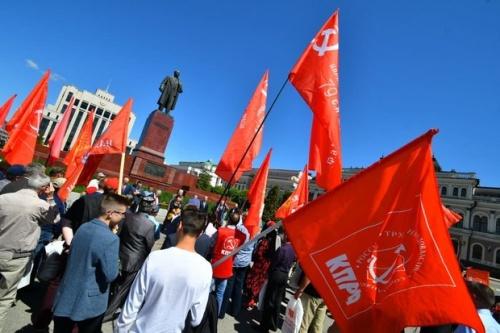 В Казани открыли памятник Ленину после реставрации2