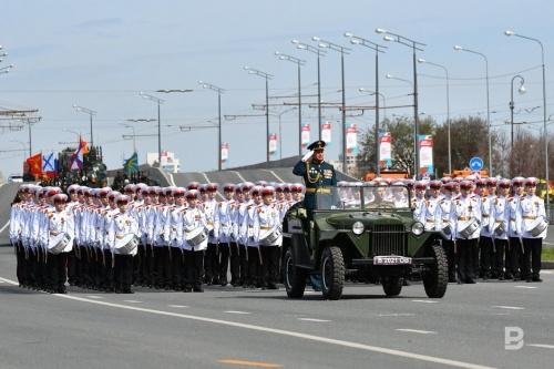 В столице Татарстана прошел торжественный смотр войск Казанского гарнизона11