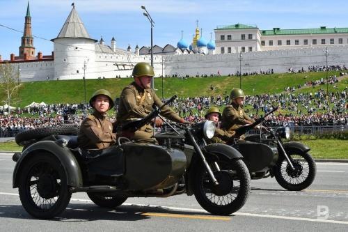 В столице Татарстана прошел торжественный смотр войск Казанского гарнизона50