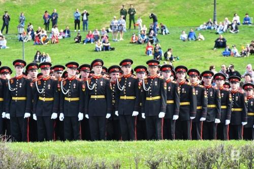В столице Татарстана прошел торжественный смотр войск Казанского гарнизона14