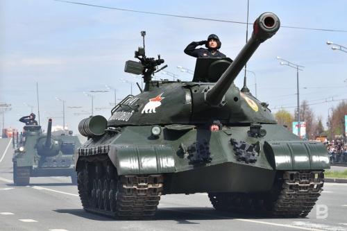 В столице Татарстана прошел торжественный смотр войск Казанского гарнизона46