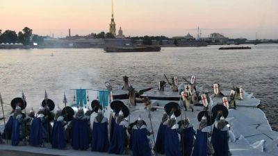 Ургант и Александрова подвели итоги праздника «Алые паруса»
