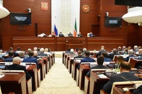 Итоги дня: в Татарстане ужесточили оборот оружия, ключевая ставка 5,5%1