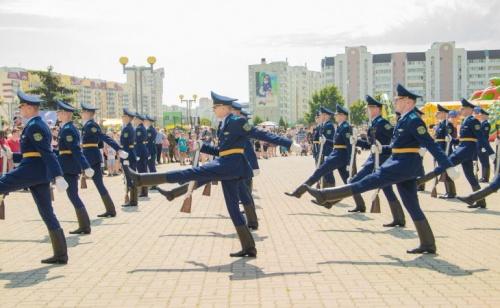 Как в Гомеле отметили День молодежи и студенчества4