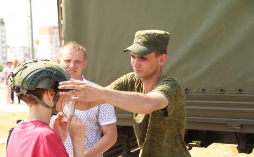 Как в Гомеле отметили День молодежи и студенчества18