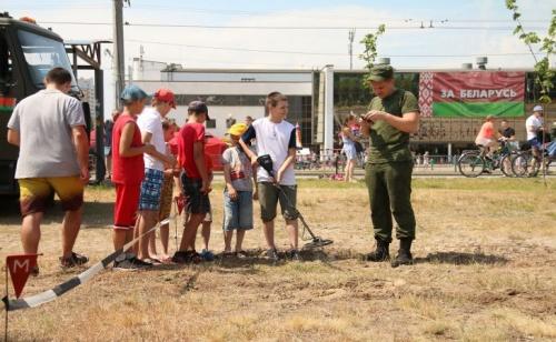 Как в Гомеле отметили День молодежи и студенчества17