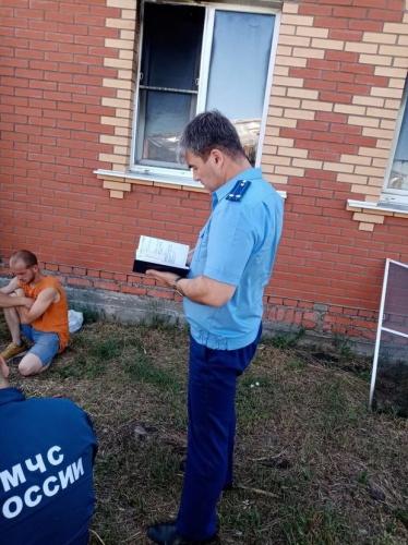 Мужчина и 16-летний парень погибли в РТ из-за несправной электроплитки2