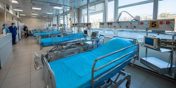 Собянин открыл ковидный стационар в городской больнице №15 имени Филатова5