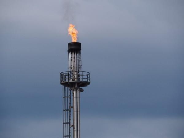 В Европе зафиксировали скачок цены на газ более 400 долларов за тысячу кубометров0