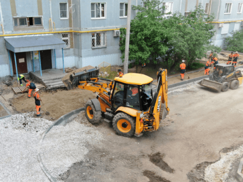 В Казани  продолжается реализация программы «Наш двор»1