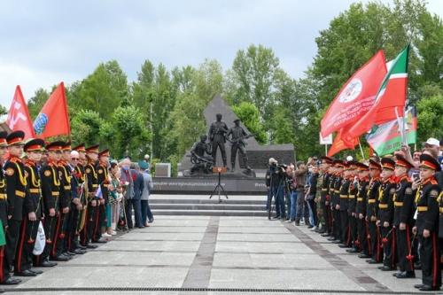 В столице Татарстана открыли памятник воинам-интернационалистам2