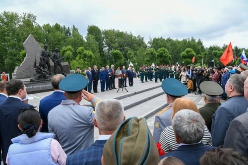 В столице Татарстана открыли памятник воинам-интернационалистам1