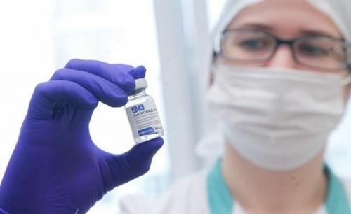 В Татарстане прививку от коронавируса сделали больше 400 тысяч человек1