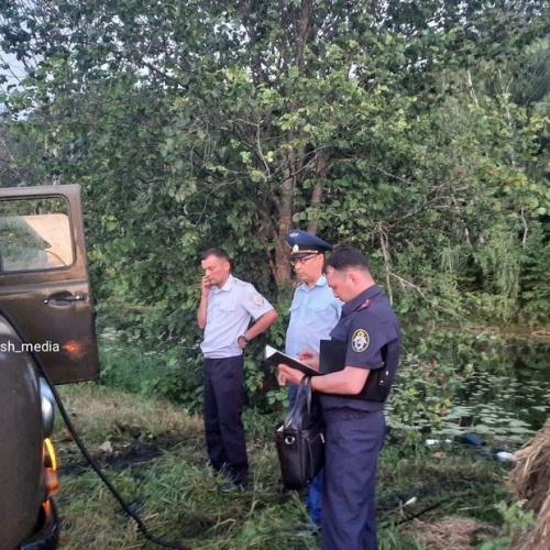 В Татарстане в реке утонул ﻿УАЗ с рыбаками1