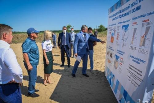 Глава Росприроднадзора осмотрела рекультивацию иловых полей в Казани 1