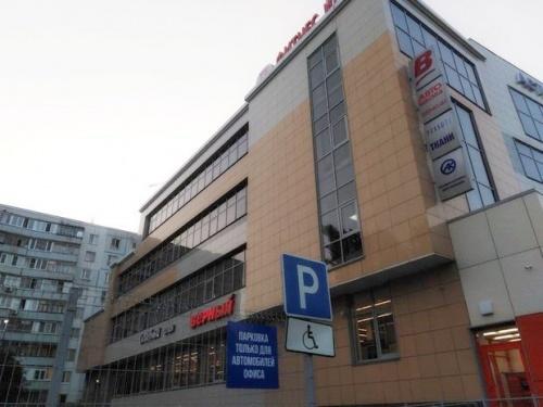 Исполком Казани борется в суде с организаторами незаконных парковок1