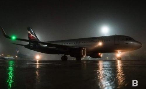 Минувшей ночью два самолета Superjet прервали полет по технической причине1