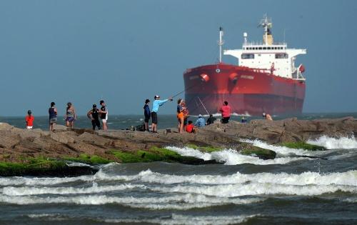 Нефтяной танкер у берегов штата Техас в Мексиканском заливе2