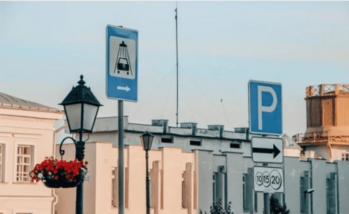 В Казани нанесут дорожную разметку новых парковочных мест1