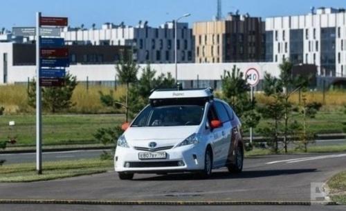 Минэкономразвития и «Яндекс» запускают коммерческое беспилотное такси1
