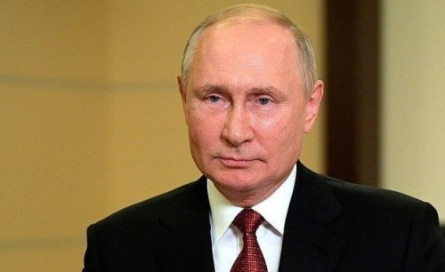 Песков рассказал, что Путин не проставляется на работе в день рождения1