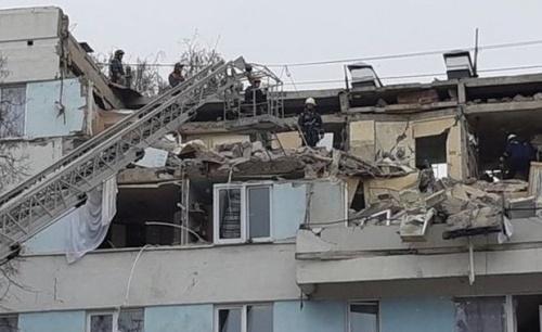 Спасатели до утра приостановили разбор завалов на месте взрыва 1