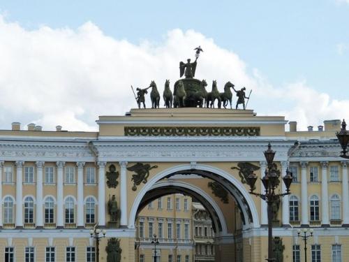 В Петербурге с 1 ноября вводятся QR-коды для посещения мероприятий1