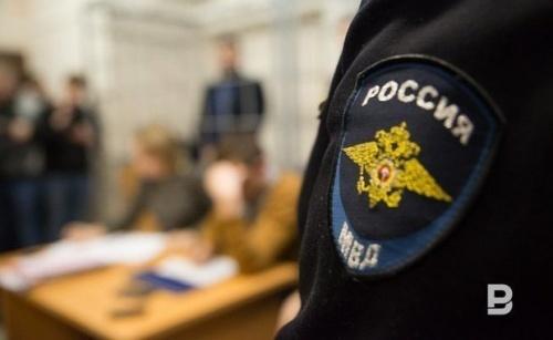 В Петербурге студентов забрали в полицию после сообщения о стрельбе1