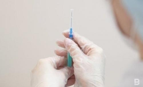В Татарстане за сутки прошли вакцинацию 30107 человек1
