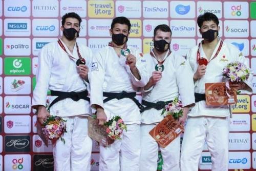 Нияз Билалов выиграл турнир «Большой шлем» в Баку3