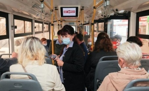 С ноября в Казани выявили 3,9 тысячи пассажиров без масок транспорте1