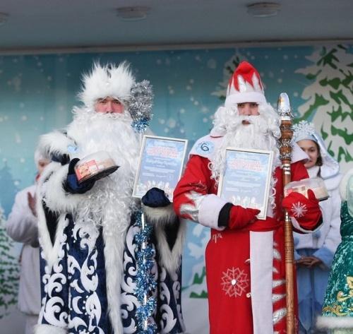 В Нижнекамске прошел ﻿ фестиваль Дедов Морозов1