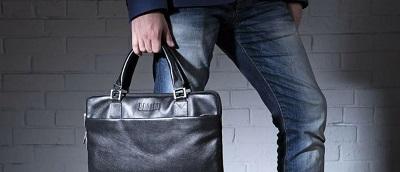 Как лучше подобрать в свой гардероб стильную кожаную сумку?