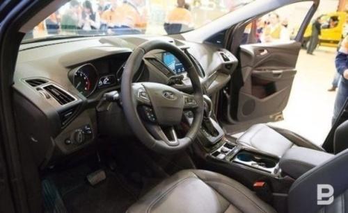 ЛДПР внесла в Госдуму проект о налоге на роскошь для дорогих автомобилей1