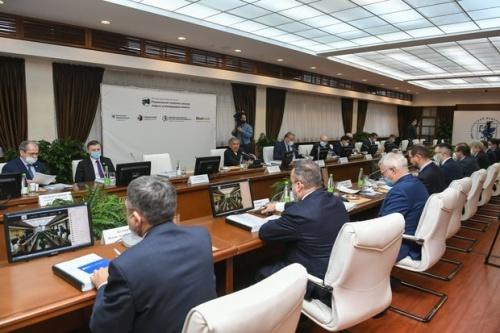 Минниханов провел заседание набсовета Научного центра мирового уровня1