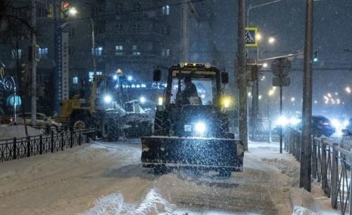 Ночью на уборку улиц в Казани выйдет 442 единицы техники1