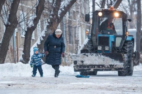 За сутки с улиц Казани вывезли более 10,8 тысячи тонн снега1